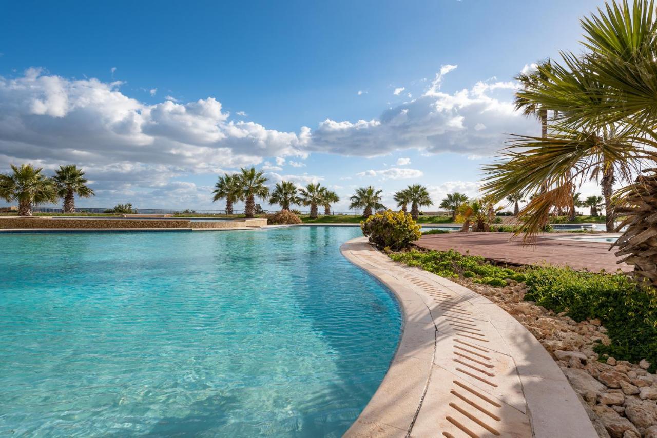 Gee9Teen At Fort Chambray Villa Mgarr Ngoại thất bức ảnh