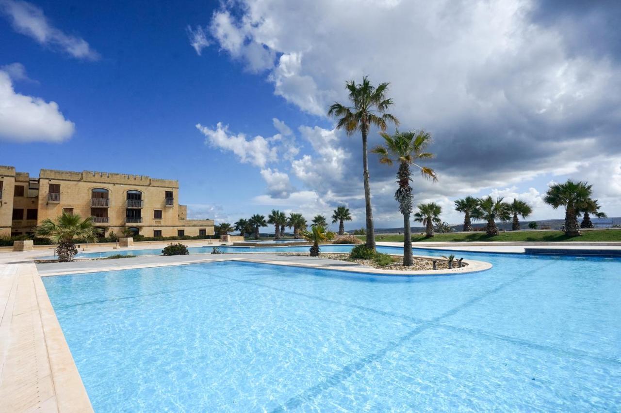 Gee9Teen At Fort Chambray Villa Mgarr Ngoại thất bức ảnh