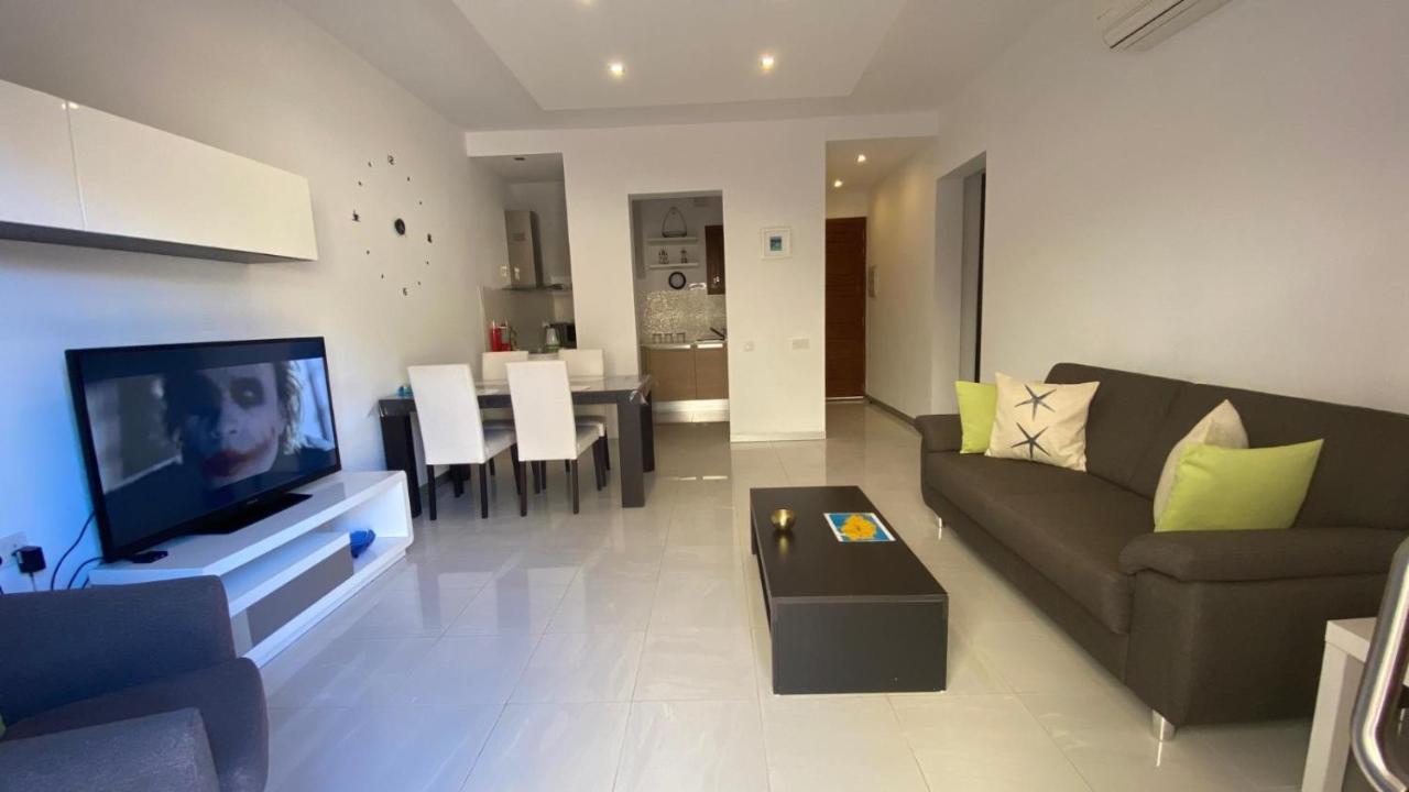 Gee9Teen At Fort Chambray Villa Mgarr Ngoại thất bức ảnh