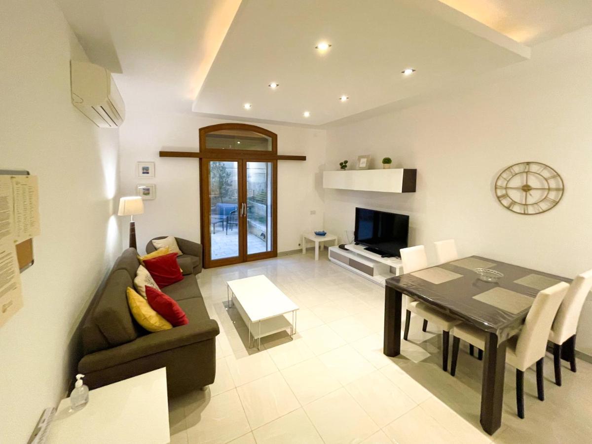 Gee9Teen At Fort Chambray Villa Mgarr Ngoại thất bức ảnh