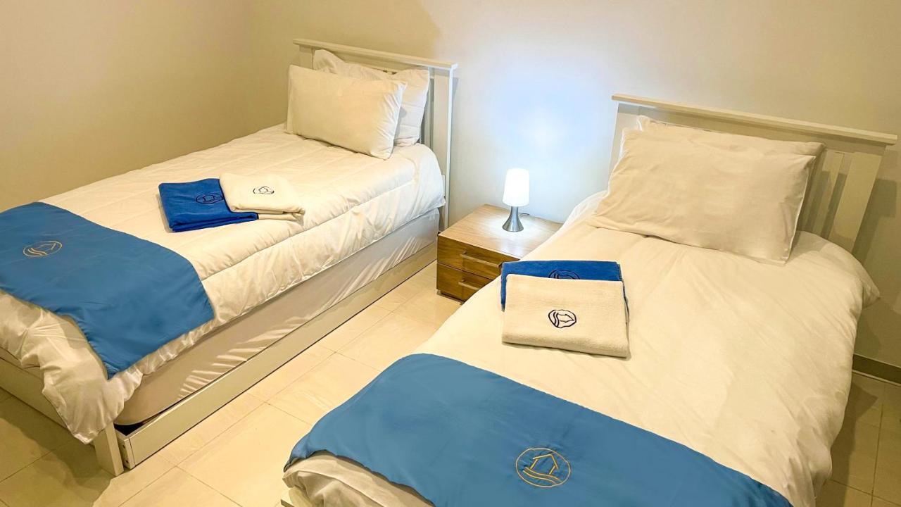 Gee9Teen At Fort Chambray Villa Mgarr Ngoại thất bức ảnh