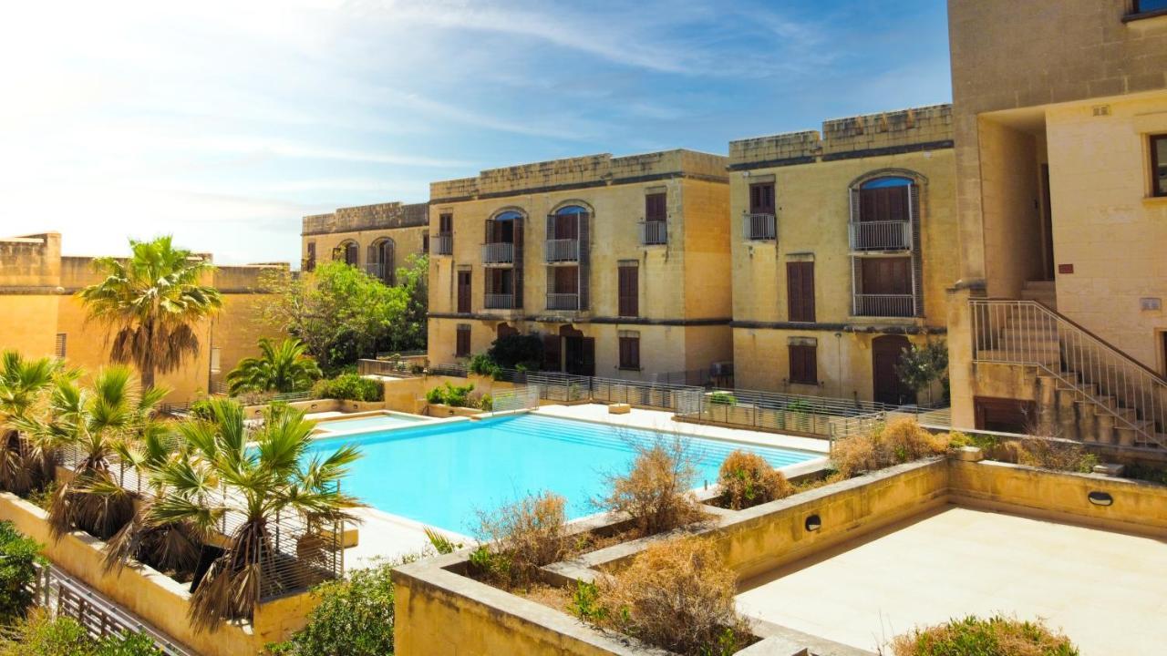 Gee9Teen At Fort Chambray Villa Mgarr Ngoại thất bức ảnh